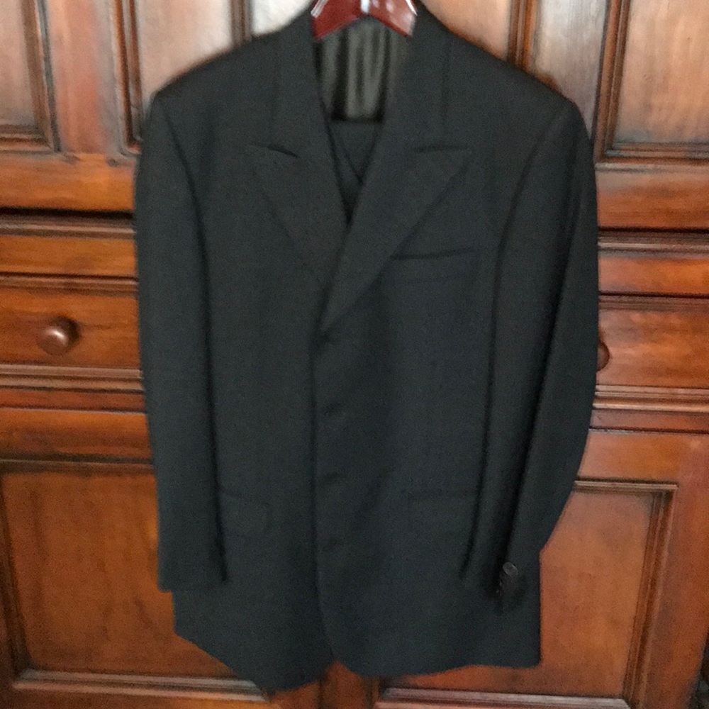Men’s 3 piece suit